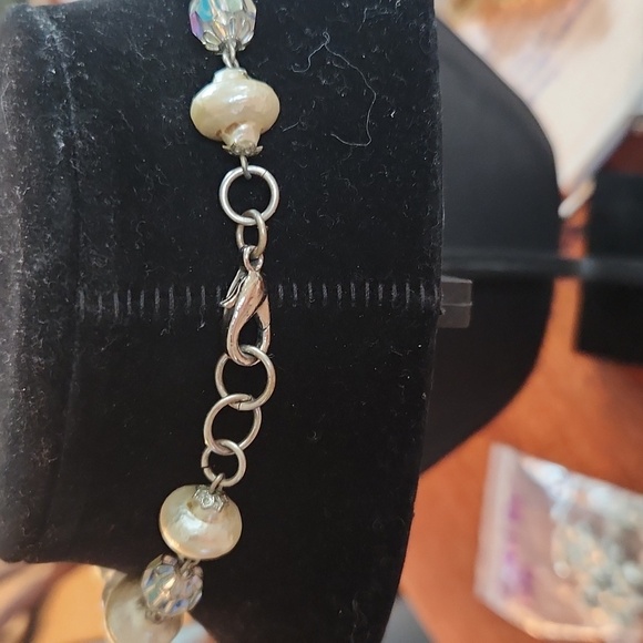 Faux pearl, glass, and ab glass crystals necklace and earrings. - Picture 6 of 7